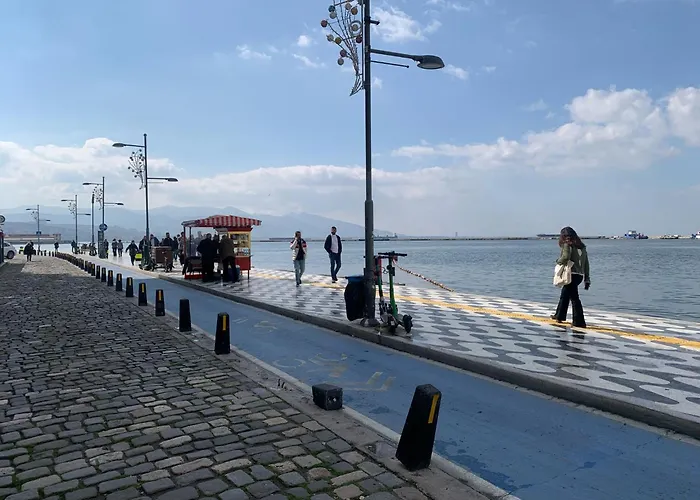 Deluxe At The Seaside In Pasaport Alsancak 公寓 伊兹密尔